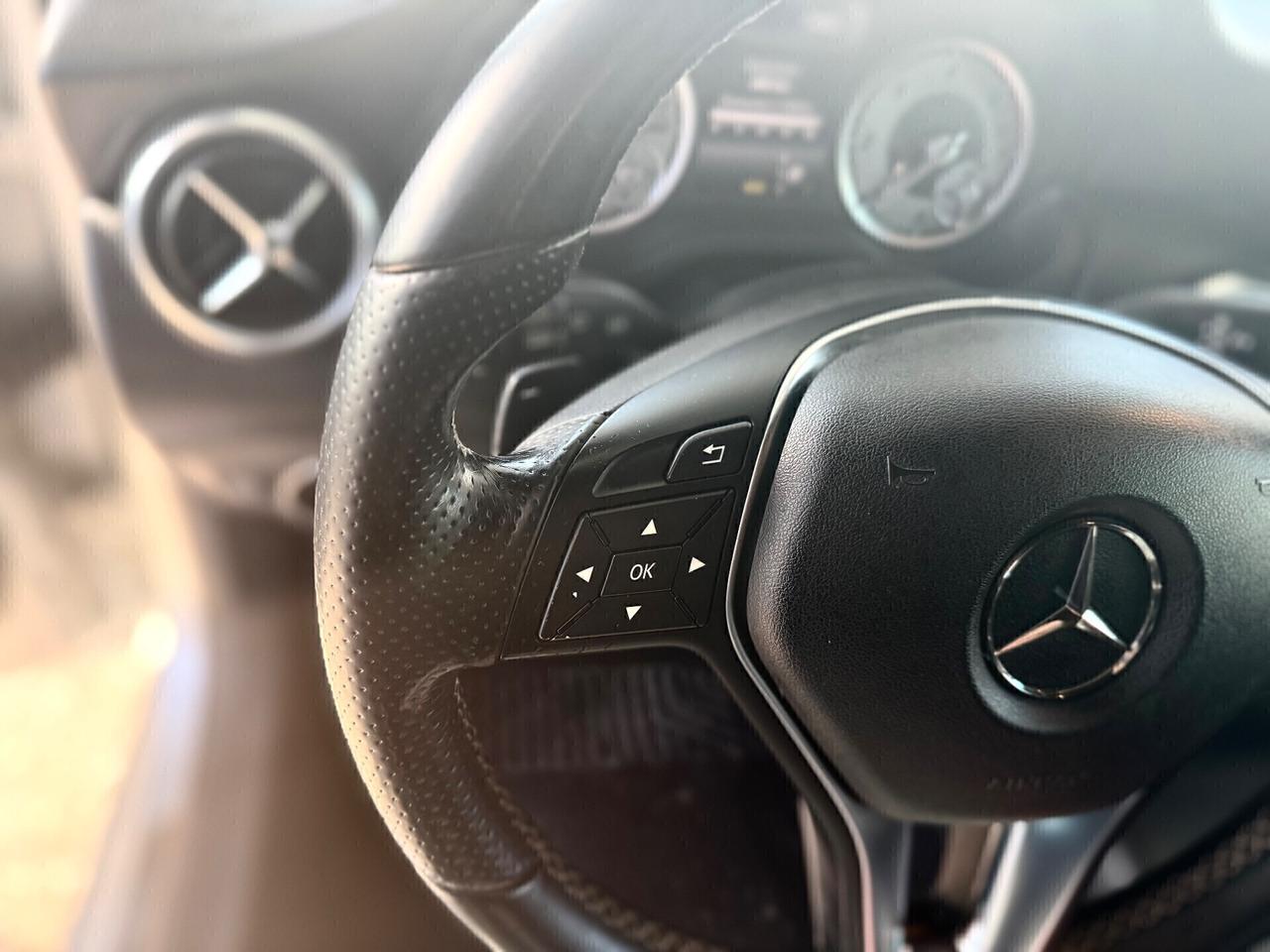 Mercedes A 180 CDI Automatic Premium*XENO*SENSORI