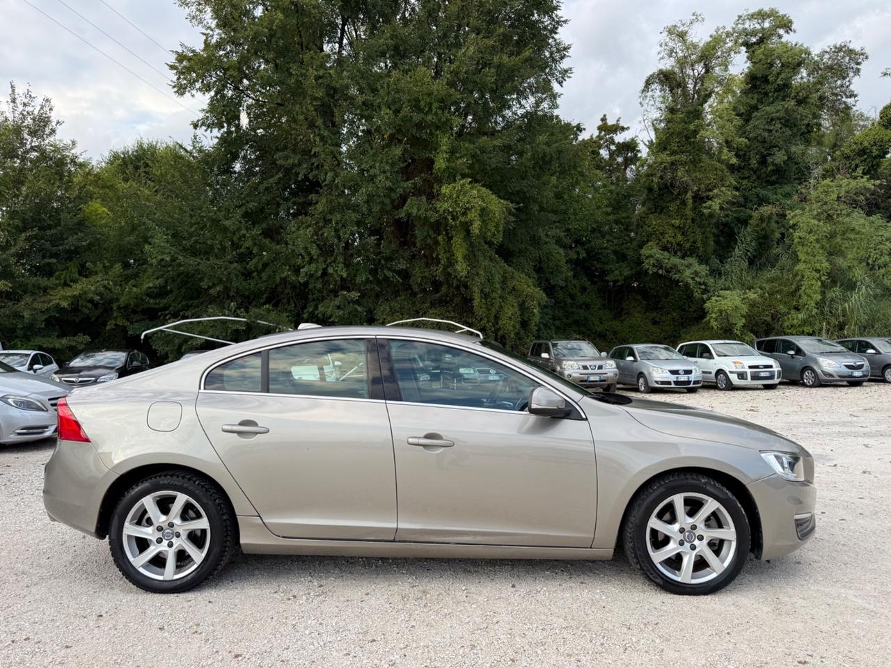 Volvo S60 D4 R-design UNICO TOP