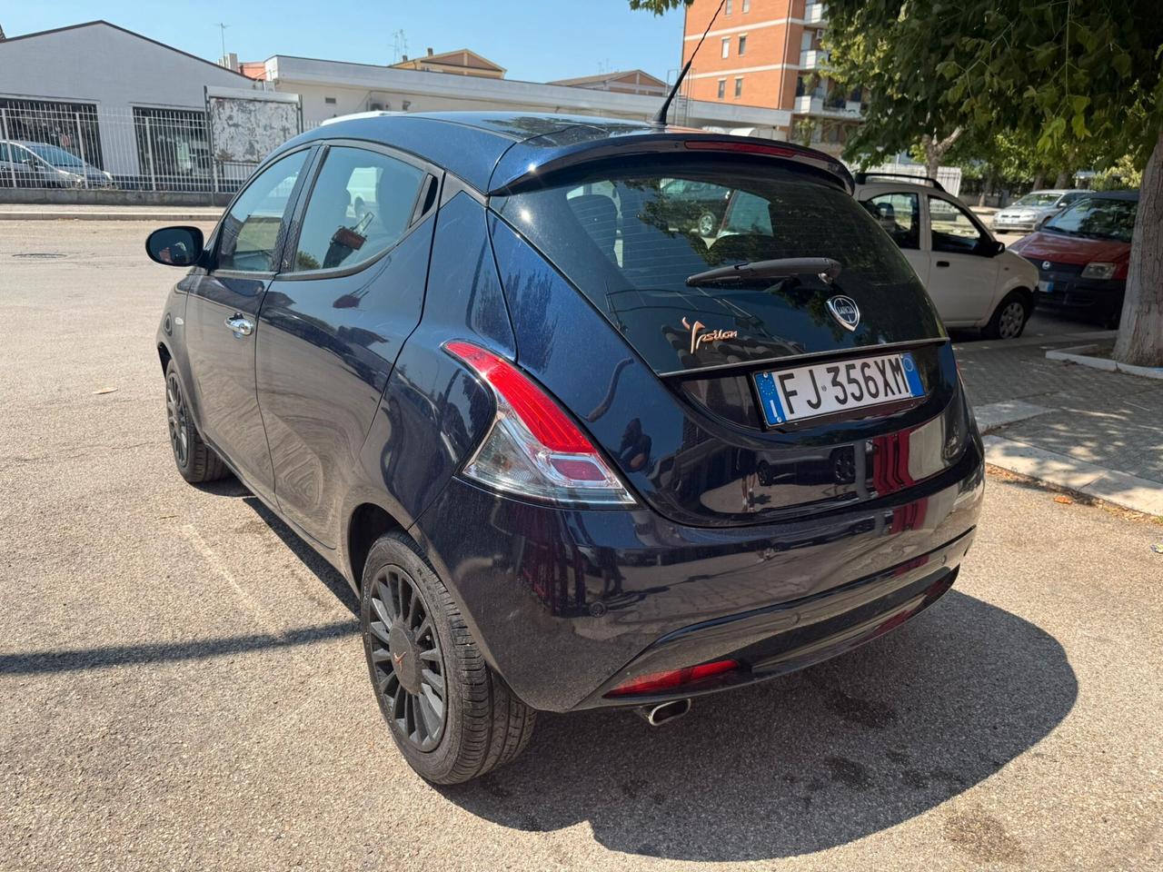 Lancia Ypsilon 1.2 69 CV 5 porte GPL Ecochic Platinum