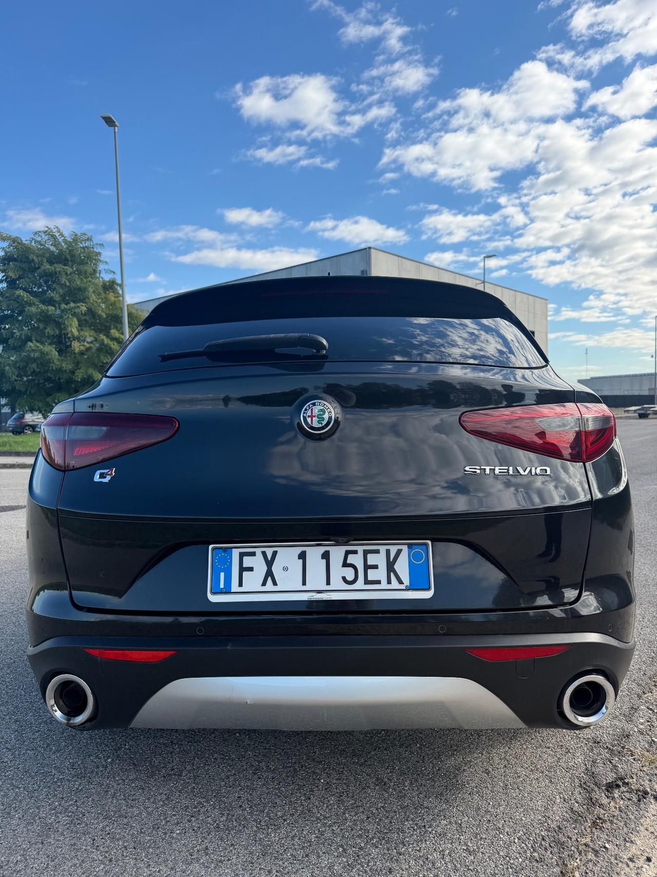 Alfa Romeo Stelvio .