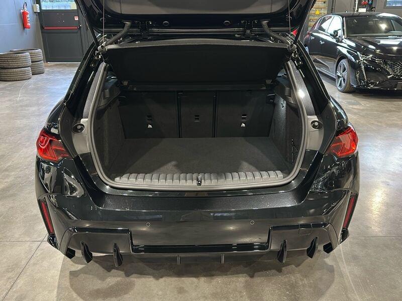 BMW Serie 1 120i 48V MSport mild hybrid automatica