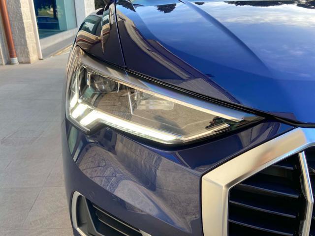 AUDI Q3 35 2.0 TDI S tronic Business Advanced COCKPIT