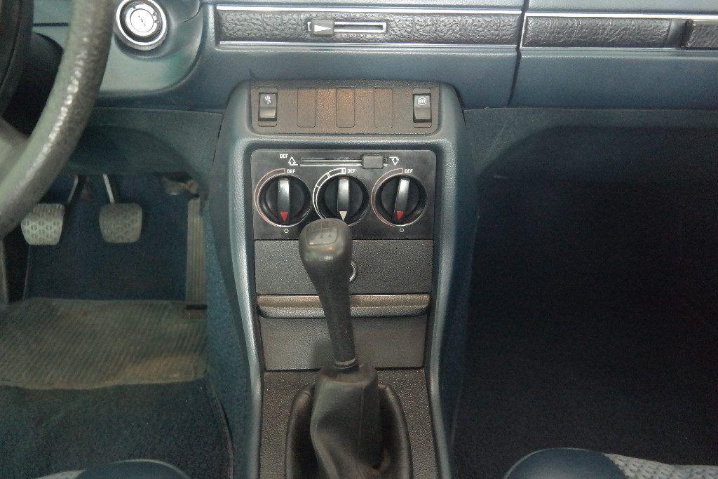 MERCEDES-BENZ 200 200*ISCRITTA ASI