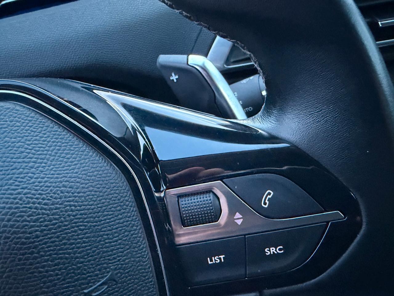 Peugeot 3008 1.5 BLUEHDI 130 cv. AT8 ALLURE PACK (Nav)