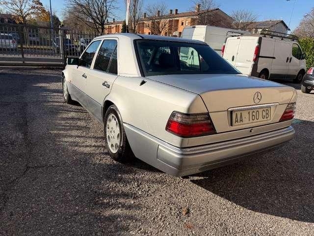 Mercedes-Benz E 500 cat