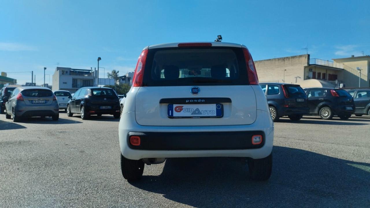 Fiat Panda 1.2 Connected by Wind