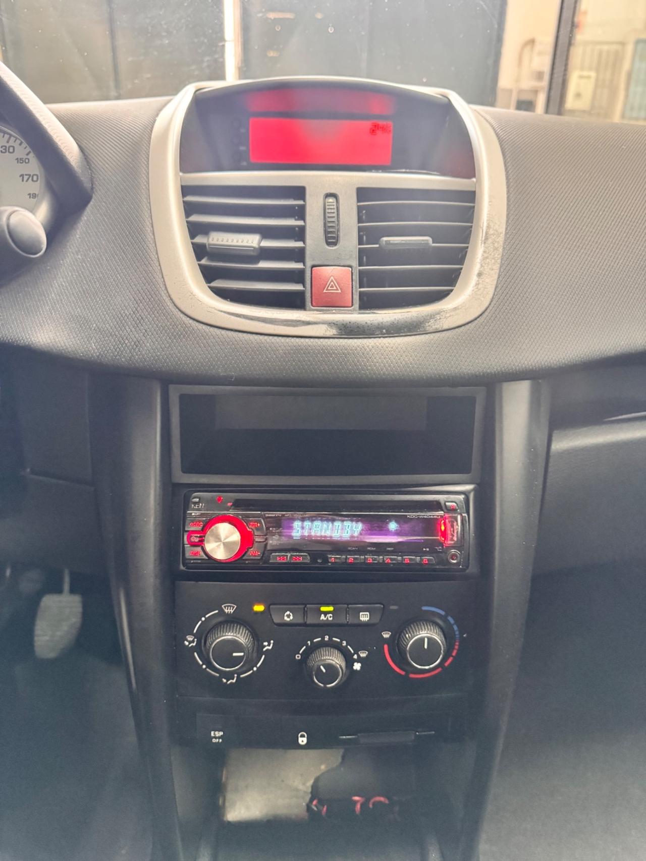 Peugeot 207 1.4 73 Cv 3P. Benz/Gpl - 2009