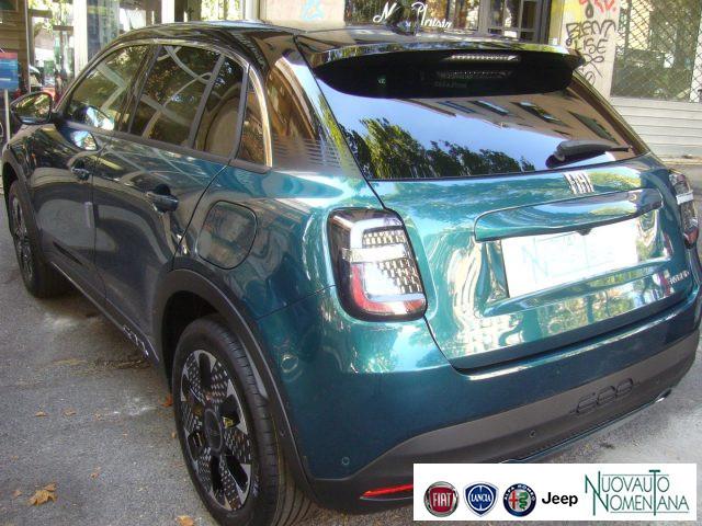 FIAT 600 Hybrid 110CV DCT6 MHEV La Prima NAVI / TELECAMERA