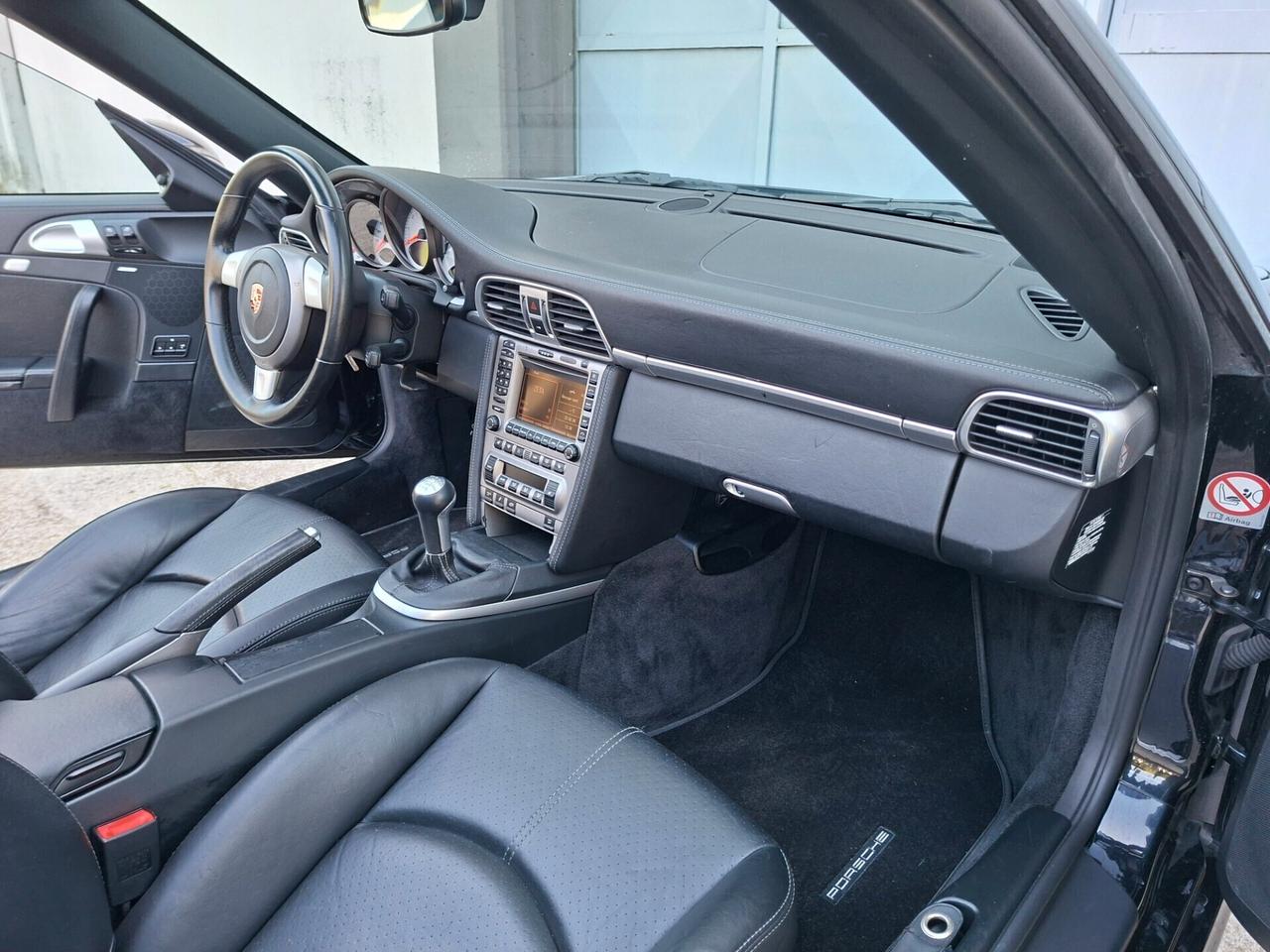 Porsche 911 997 Carrera 4S Cabriolet