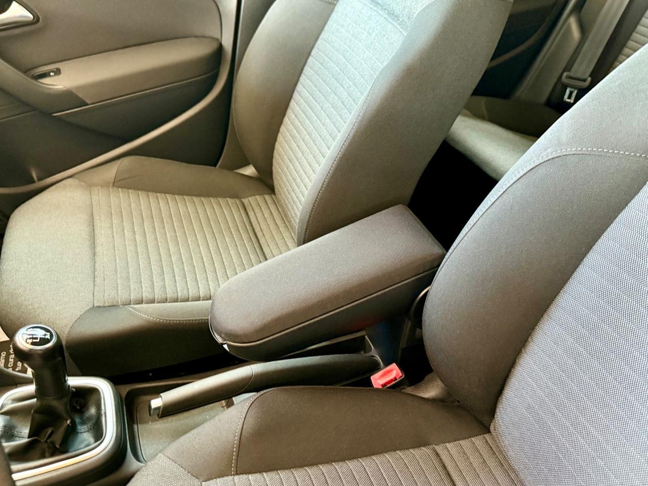 VW Polo 1.2 benzina 69cv Neopatentati