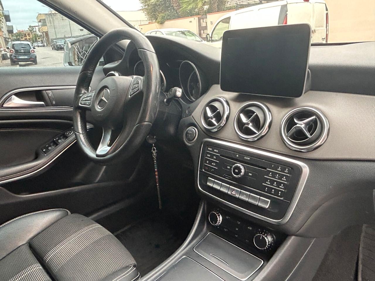 Mercedes-benz GLA 220 d Automatic Premium