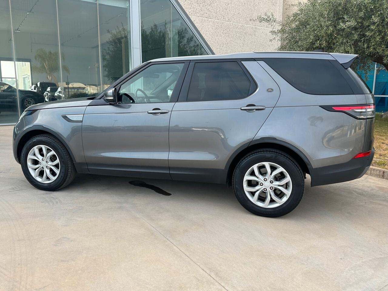 Land Rover Discovery HSE 240cv Super Offerta T-stock prezzo imperdibile