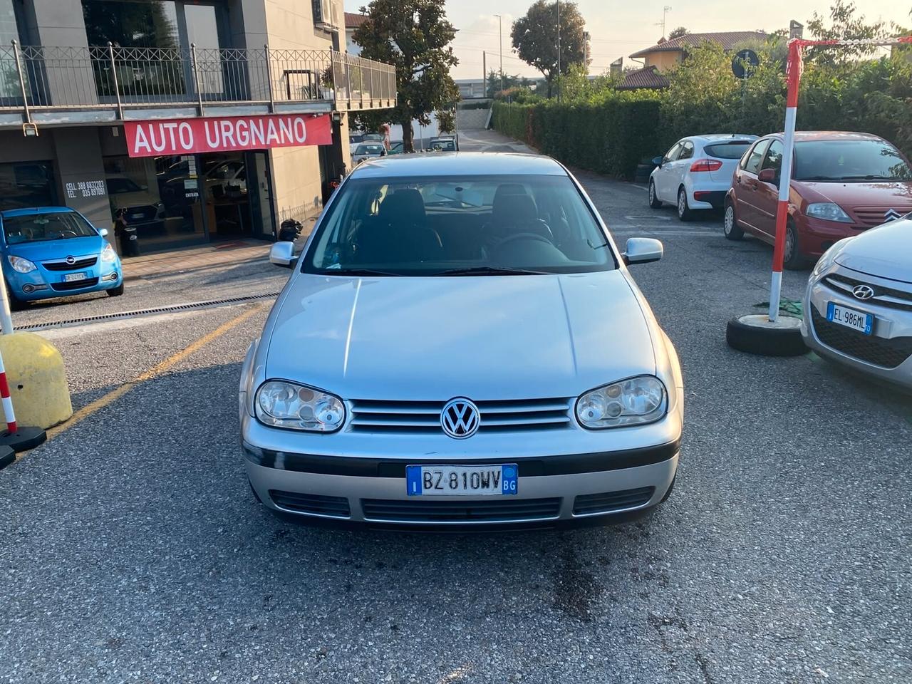 Volkswagen Golf 1.4 I6V CAT 5P
