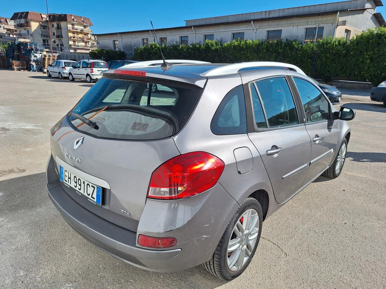 Renault Clio 1.2 16V SporTour Yahoo!