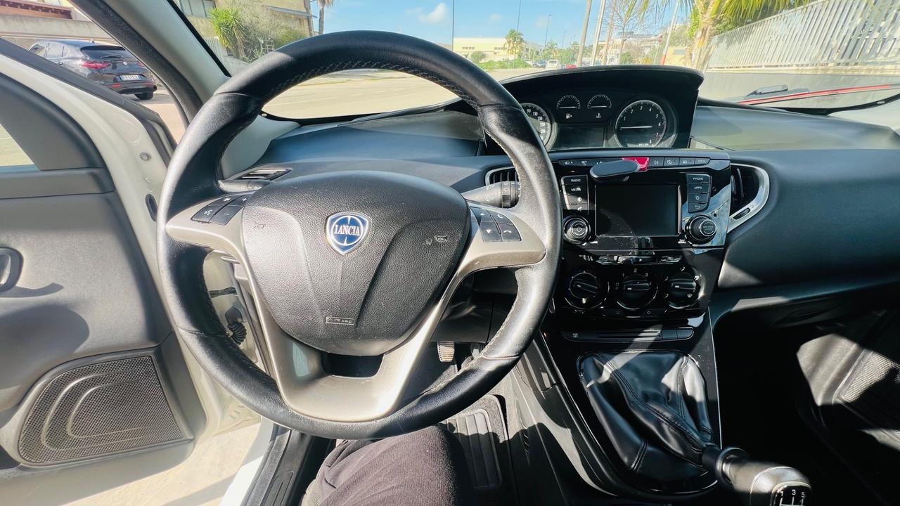 Lancia Ypsilon 1.2 69 CV 5 porte S&S