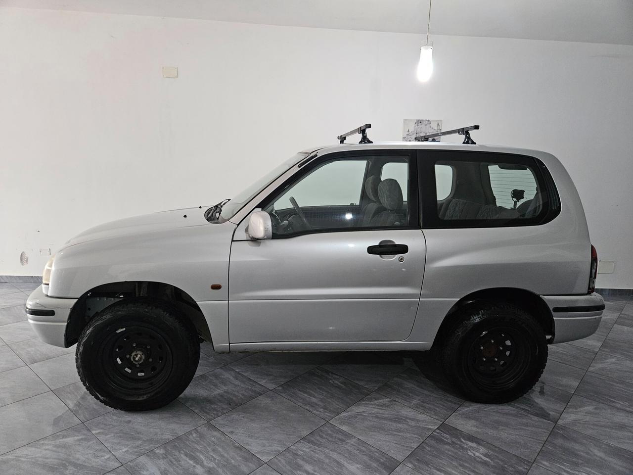 Suzuki Grand Vitara 1.6i 16V cat 3 porte