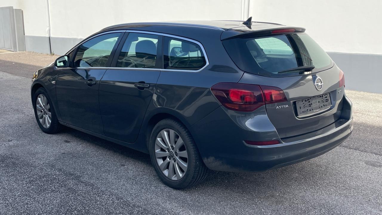 OPEL ASTRA 1.7CDTI SPORTS TOURER *EXPORT* - 2011