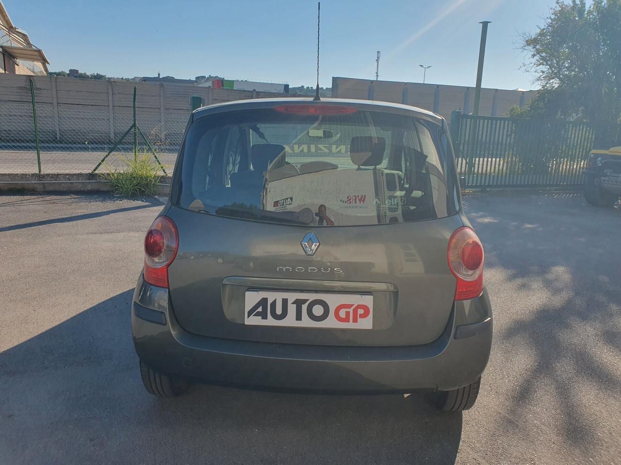 Renault Modus 1.2 16V Saint Tropez Neop 2005