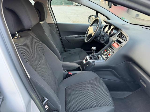 PEUGEOT 5008 7posti 1.6 HDi 115CV senza nessun lavoro da fare