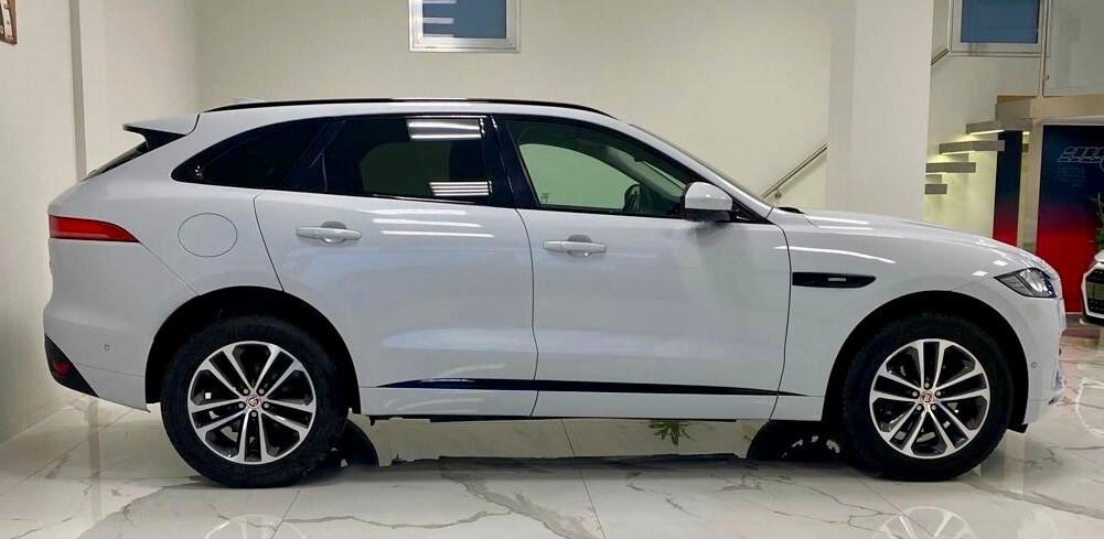 Jaguar F-Pace 2.0 D 180 CV AWD aut. R-Sport