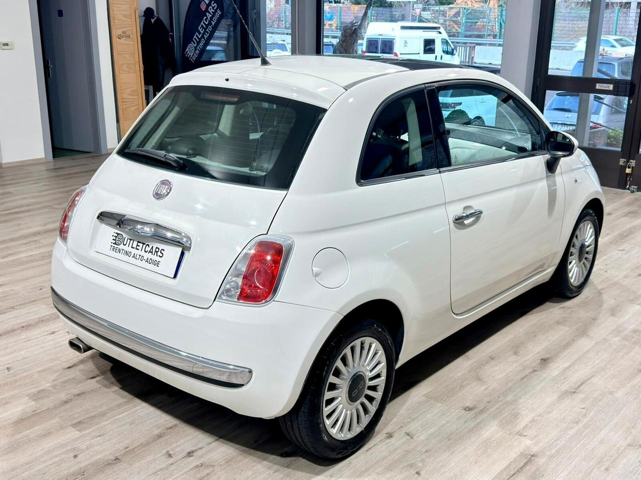 FIAT 500 1.2 69CV TETTO PANORAMICO 110.000km