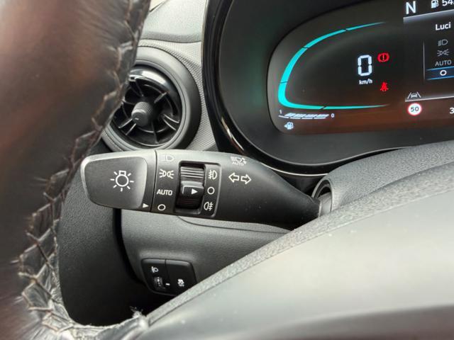 HYUNDAI i10 1.0 MPI AUTOMATICA CONNECTLINE+VIRTUAL+NAVI+PDC