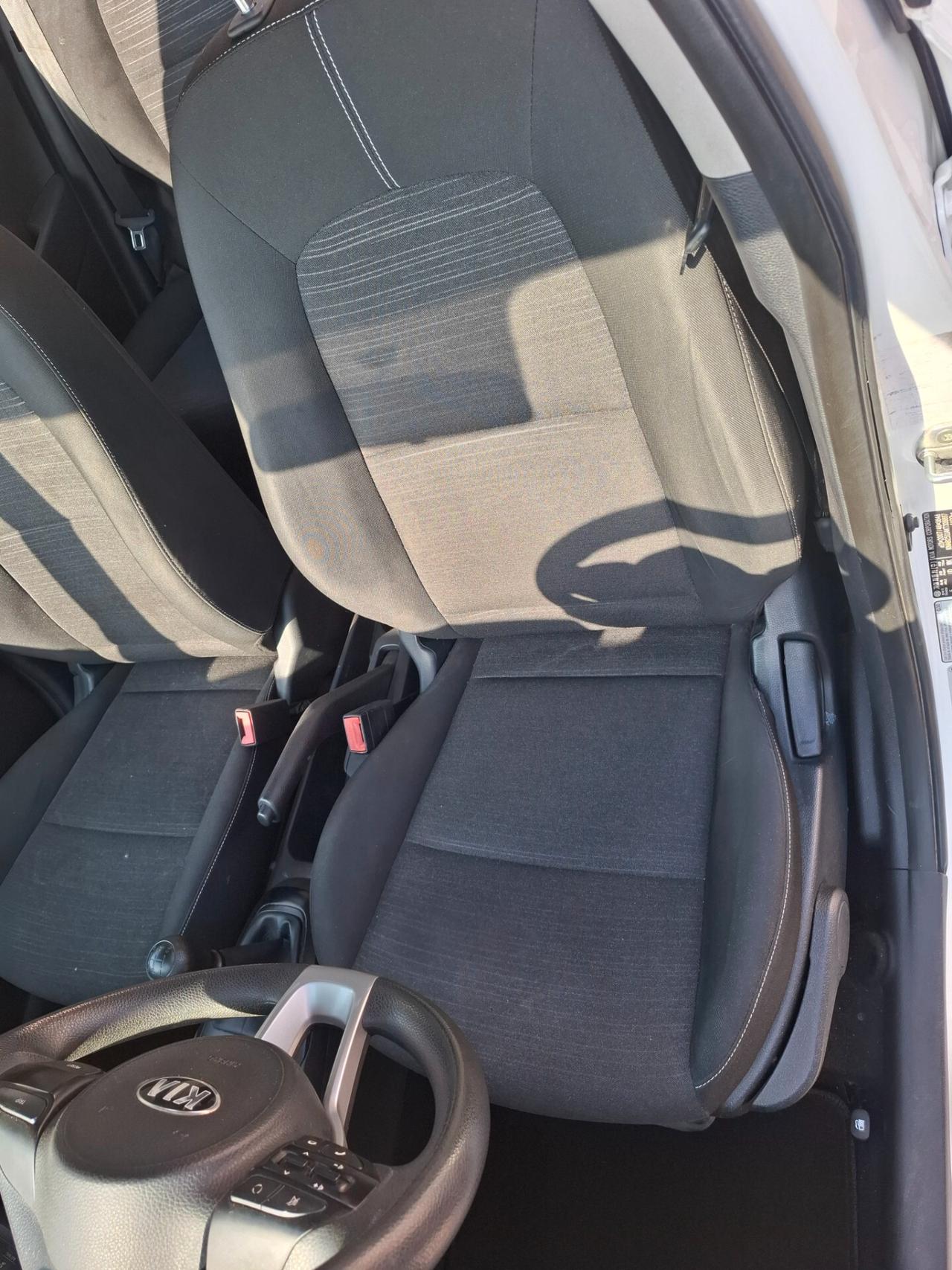 Kia Picanto 1.0 12V 5 porte City