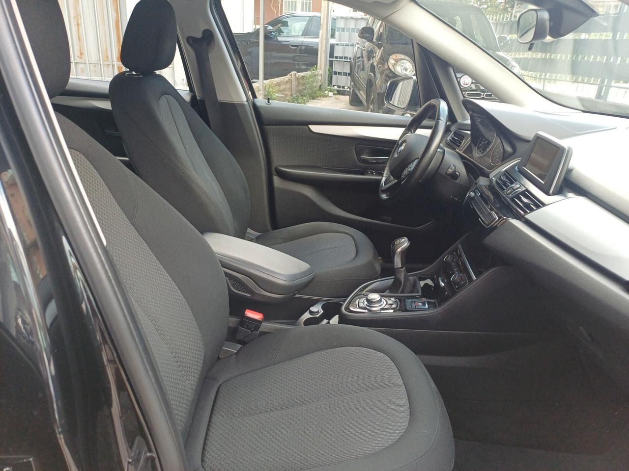 Bmw 2er Active Tourer 218d Luxury