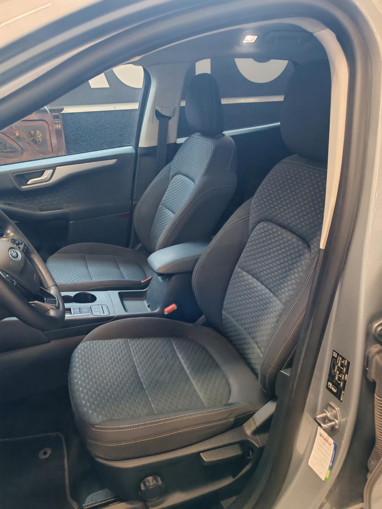 Ford Kuga 1.5 EcoBlue 120 CV automatico