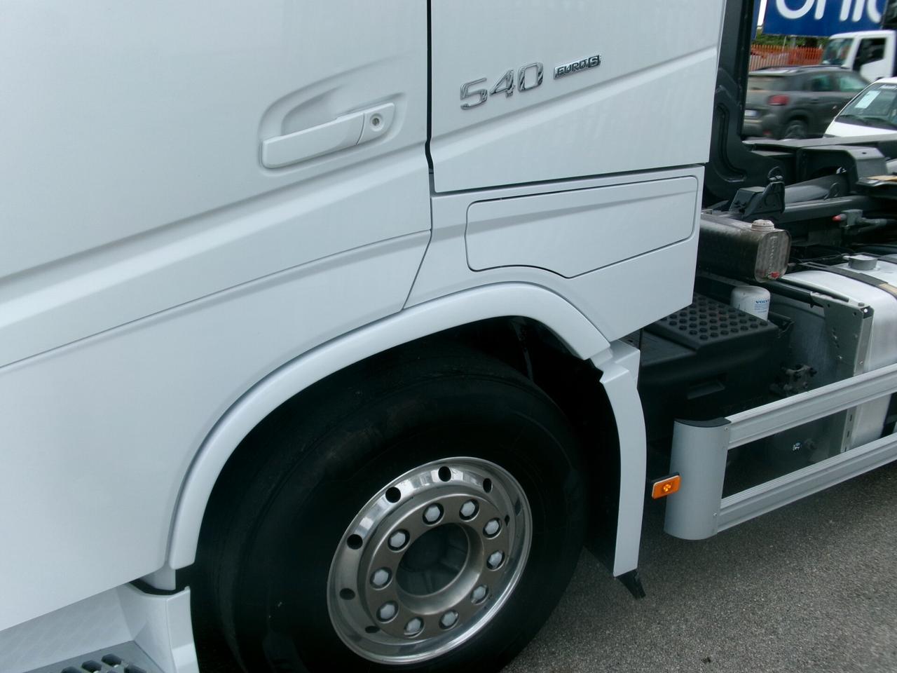 Volvo FH 540CV EURO 6 SCARRABILE ITALEV 26T ADR CASSE DA 6 METRI