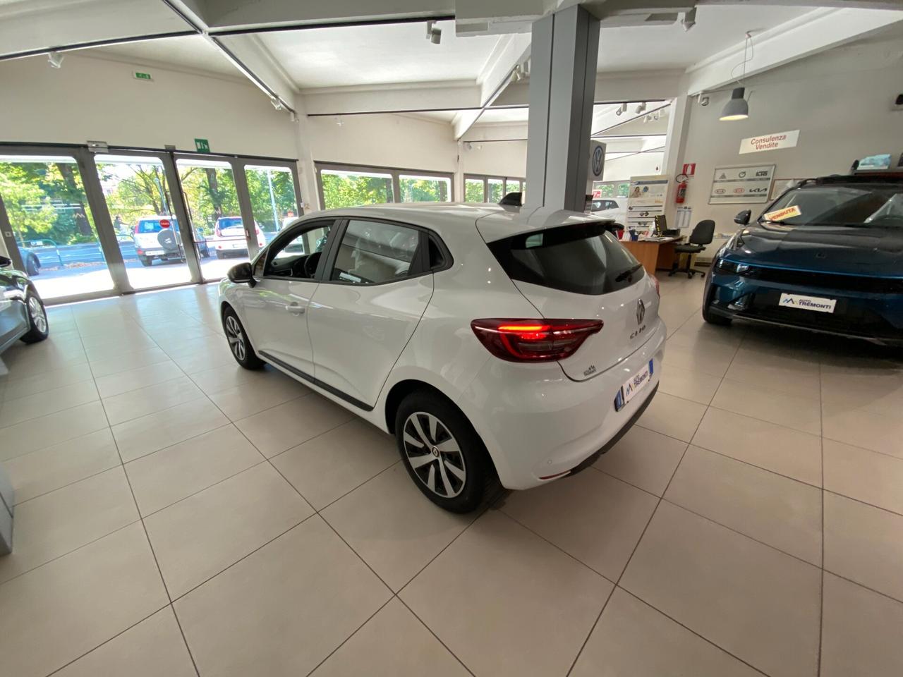 Renault Clio SCe 65 CV 5 porte Equilibre NEOPATENTATO