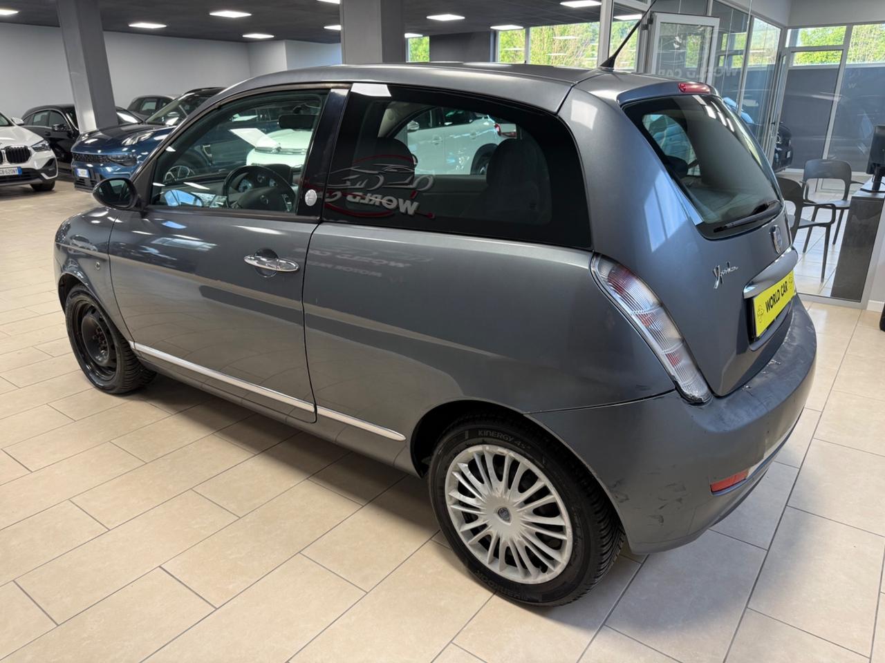 Lancia Ypsilon 1.4 Platino Ecochic GPL