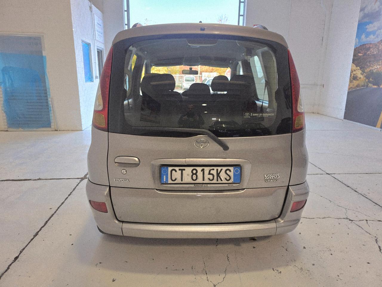Toyota Yaris verso 1.3i 16V cat 5 porte Verso