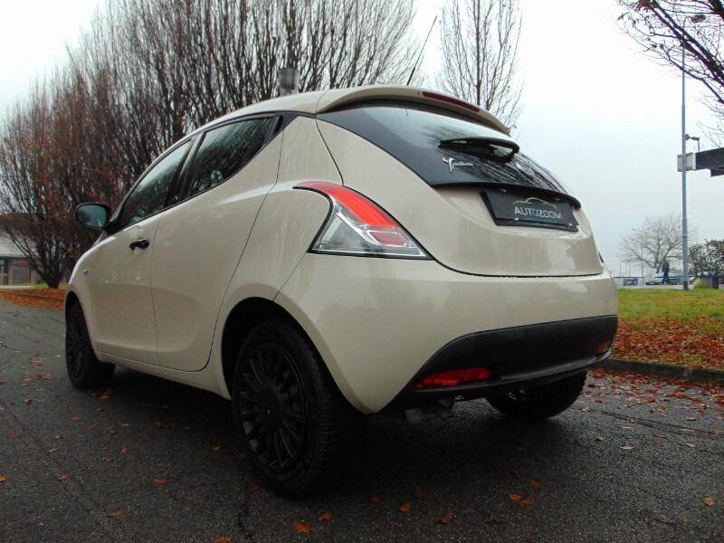 LANCIA Ypsilon 3ª serie Ypsilon 1.2 69 CV 5 po...
