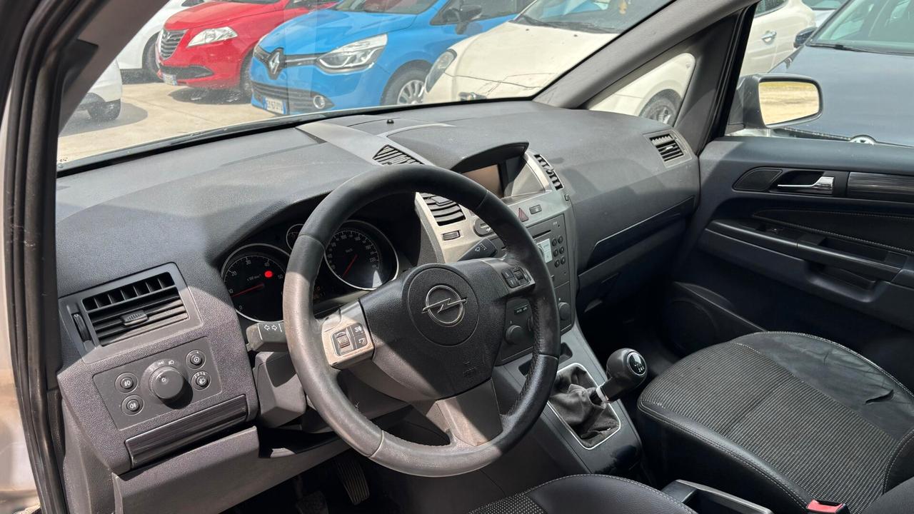 Opel Zafira 1.9 CDTI 120CV Cosmo