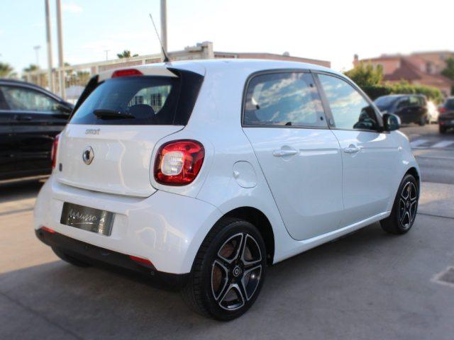 SMART ForFour EQ Pulse