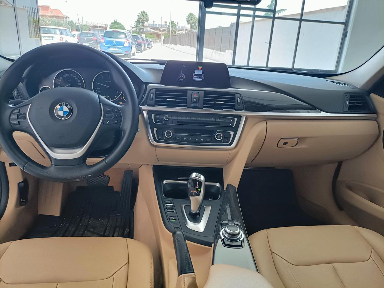 Bmw 320 320d Touring Luxury - 2014