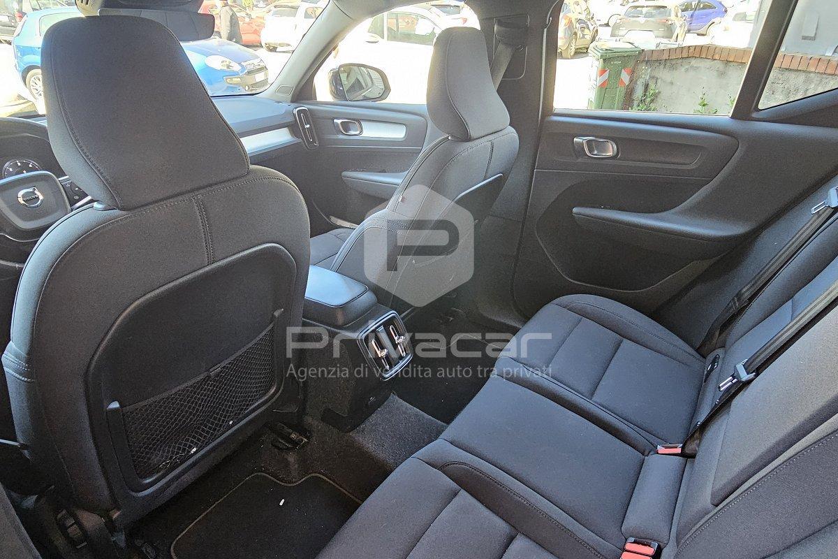 VOLVO XC40 D3 Geartronic Momentum Pro