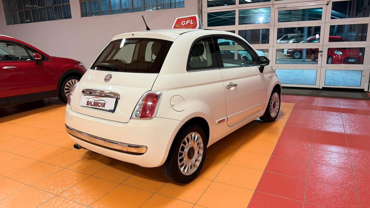 Fiat 500 1.2 Lounge BENZINA/GPL