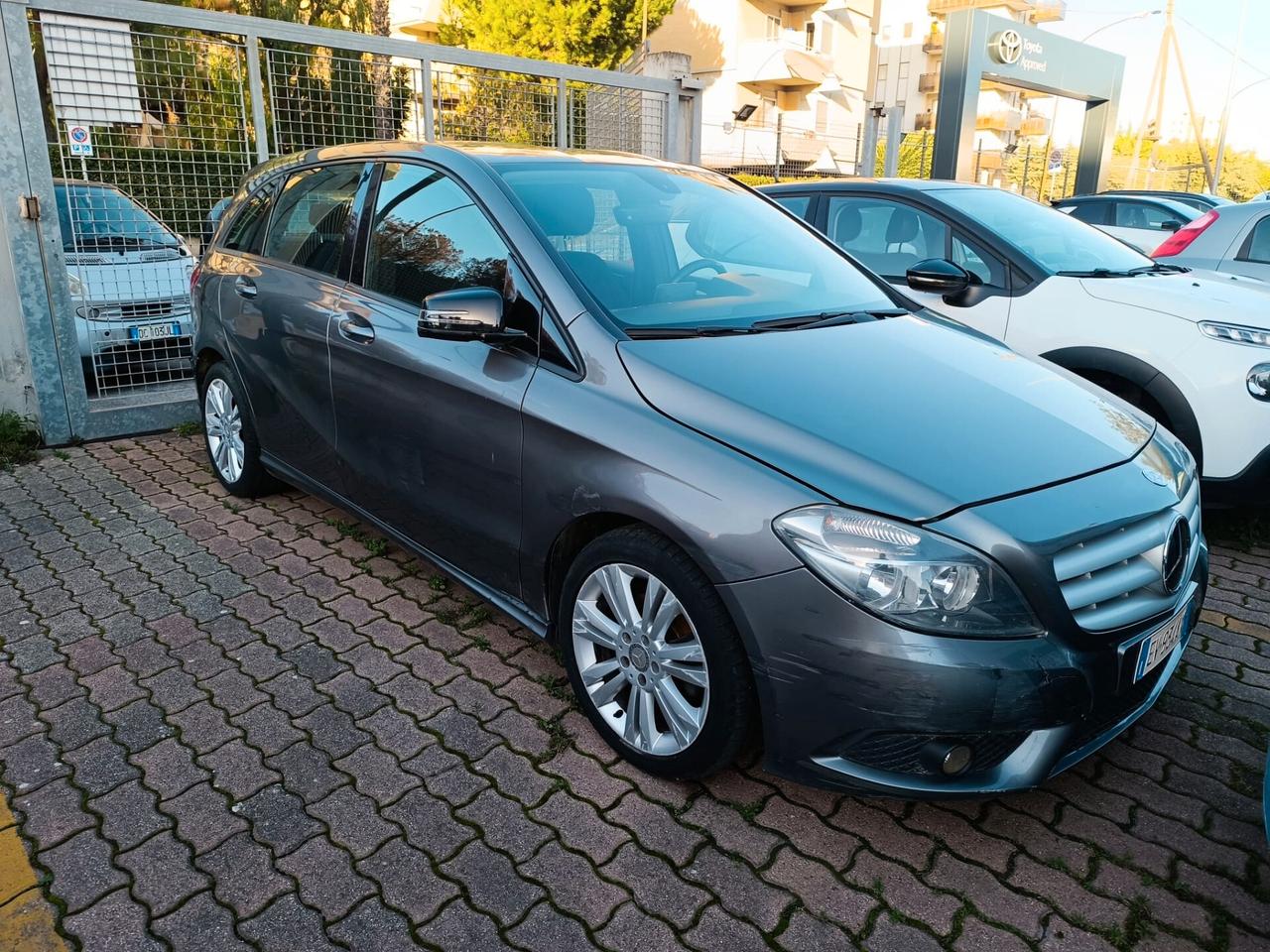 Mercedes B 180 CDI Auto Executive - x operatori settore