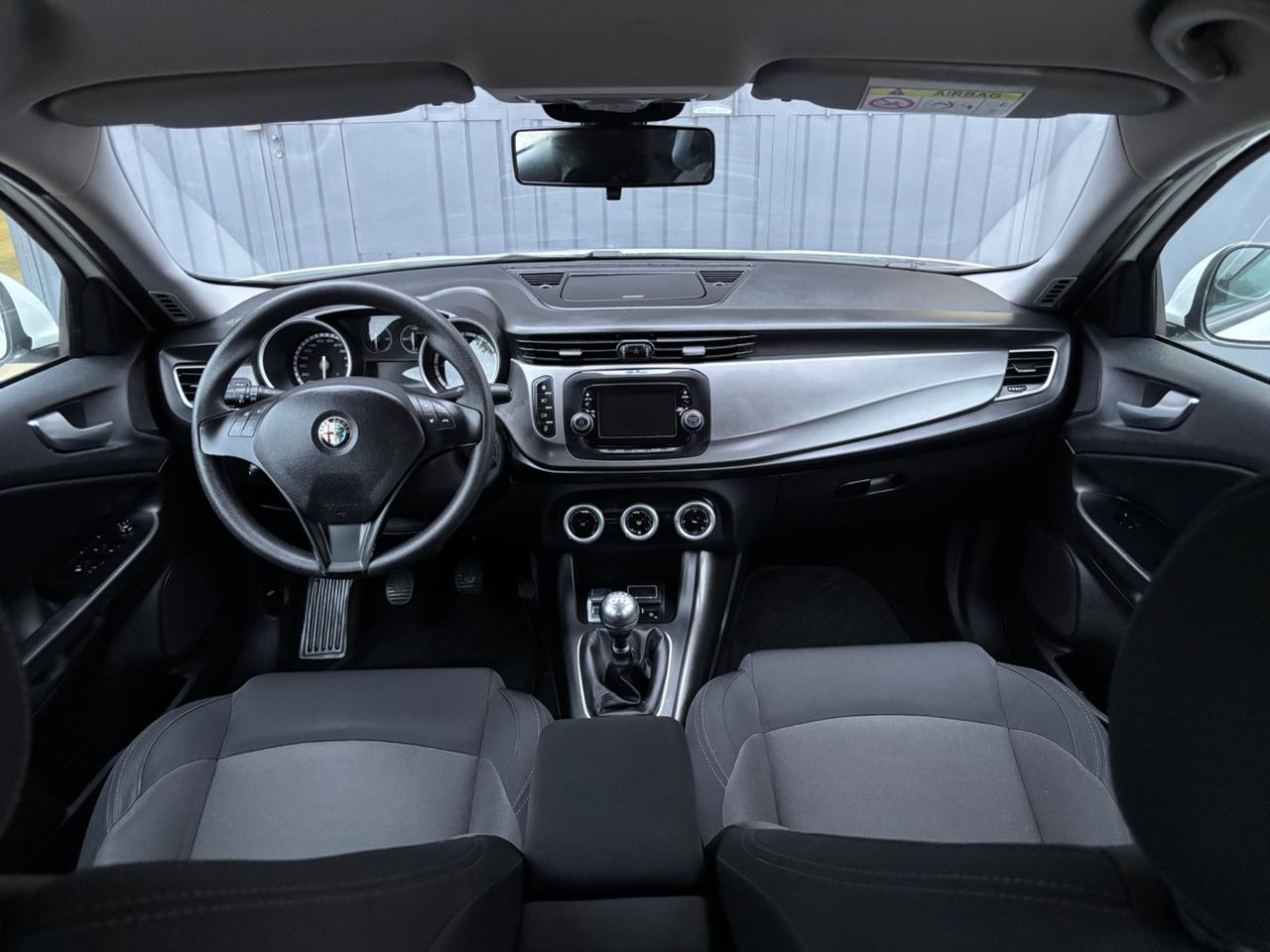 Alfa Romeo Giulietta 1.6 jtdm. Garanzia.Neopatentati