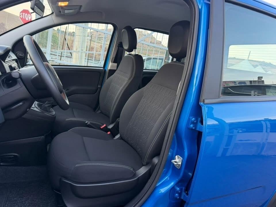 Fiat Panda 1.0 FireFly S&S Hybrid con 13.584 km