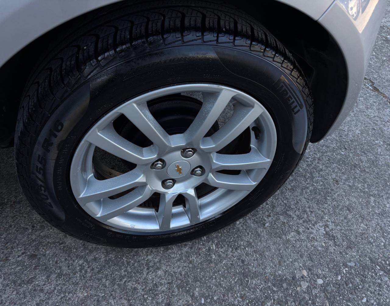 Chevrolet Aveo 1.2 benzina- GPL. Garanzia. Neopatentati