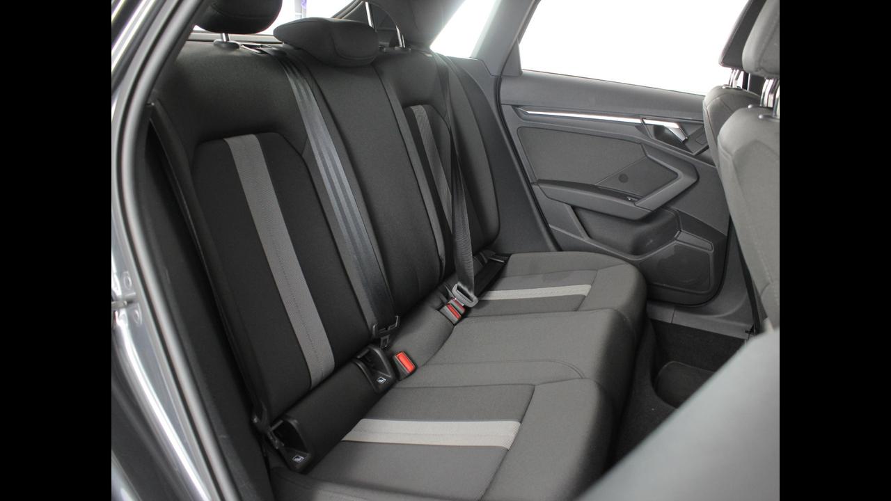 AUDI A3 IV 2020 Sportback - A3 Sportback 35 2.0 tdi Business s-tronic