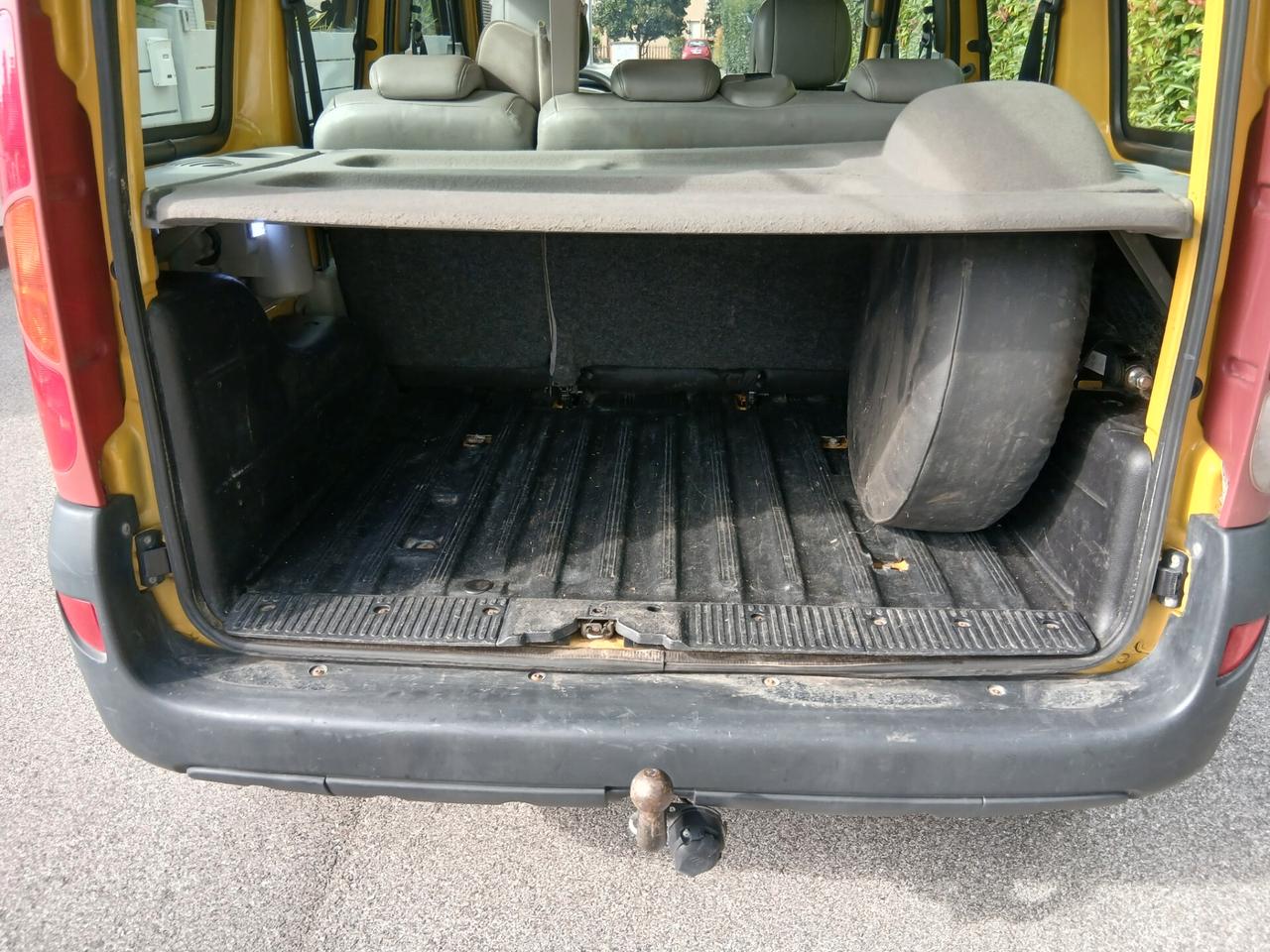 Renault Kangoo 1.9 dCi 4x4 5p. Privilège con GANCIO TRAINO
