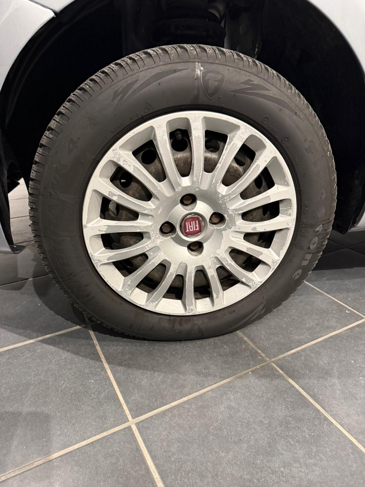 Fiat Grande Punto BENZINA - METANO - NEOPATENTATI