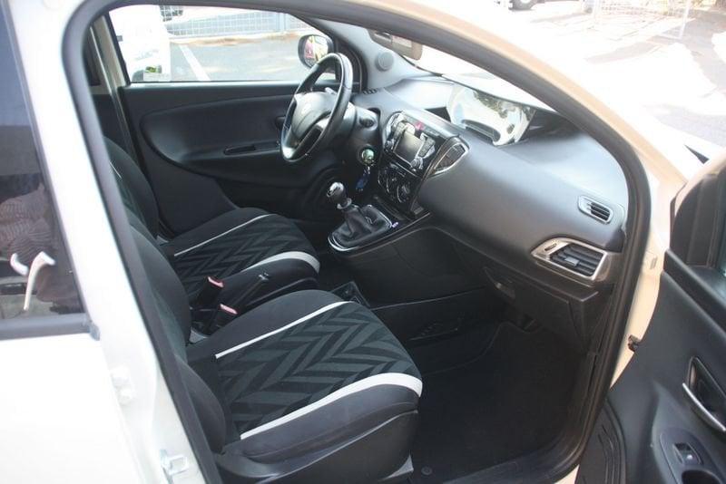 Lancia Ypsilon Ypsilon 1.2 69 CV 5 porte Gold