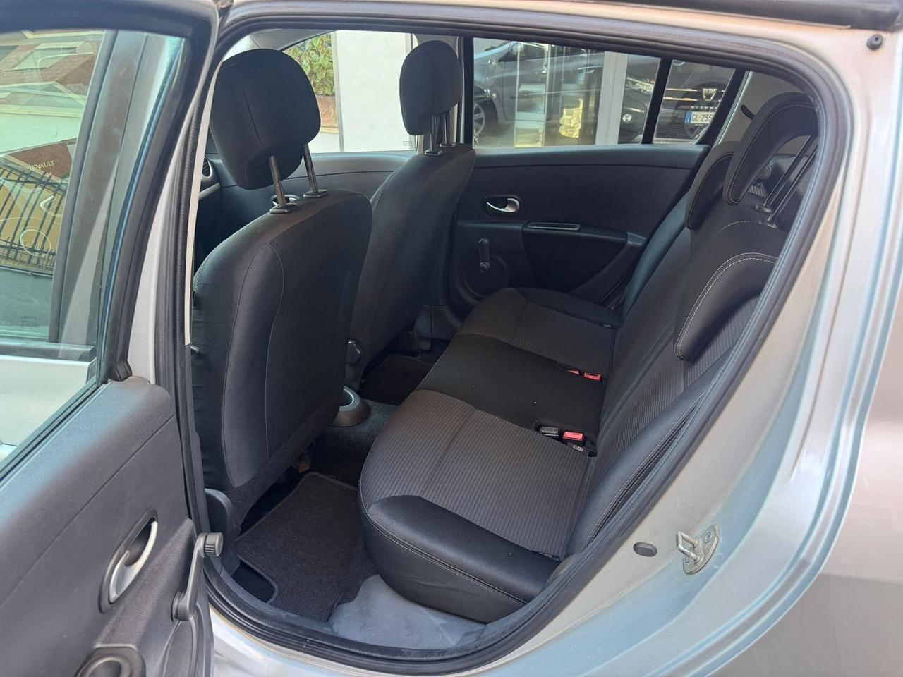 RENAULT Clio 1.2 16V GPL Dynamique