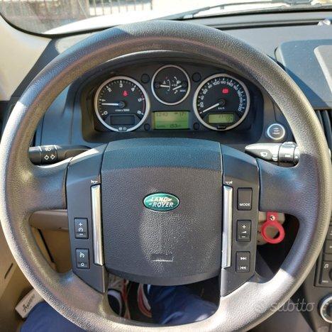 Land Rover Freelander 2