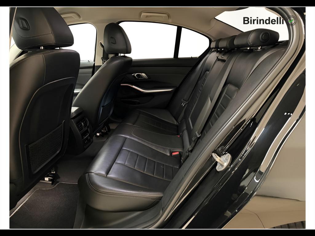 BMW Serie 3(G20/1-80/1) - 320d Luxury